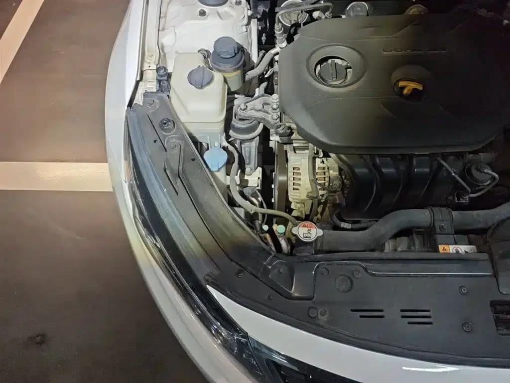 Kia K5 2014 2.0L Automatic Luxury — миниатюра 23