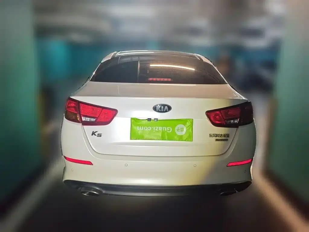 Kia K5 2014 2.0L Automatic Luxury — миниатюра 4