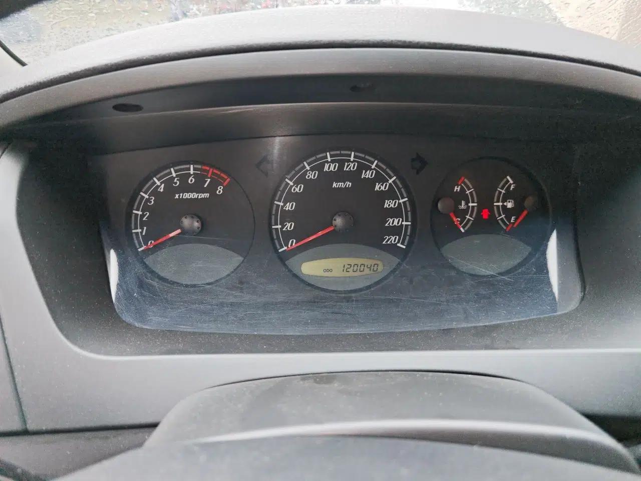 Roewe W5 2014 1.8T 4WD Automatic Haoyu Special Edition — миниатюра 12