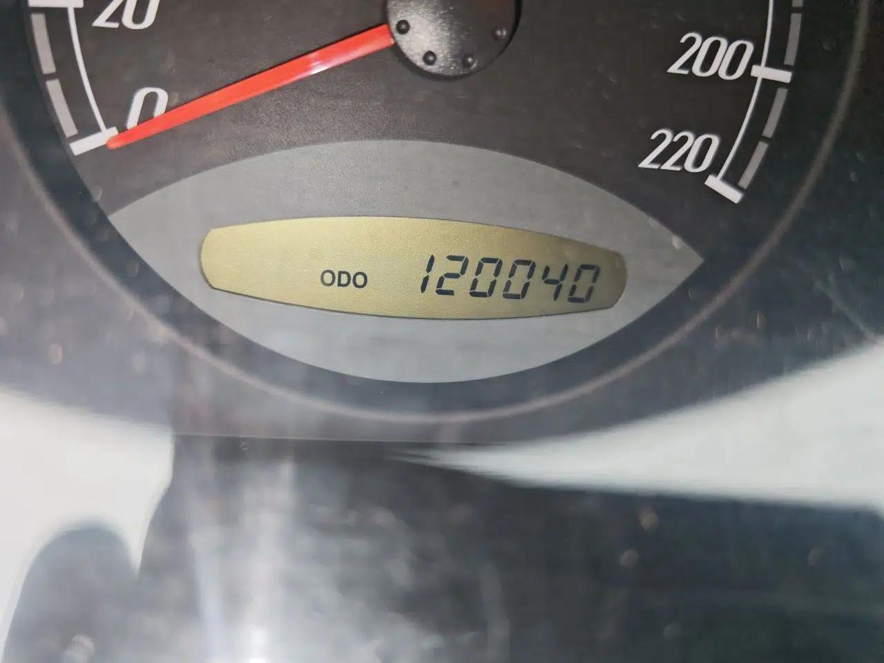 Roewe W5 2014 1.8T 4WD Automatic Haoyu Special Edition — миниатюра 13