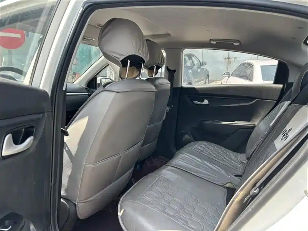 Kia K2 2017 Sedan 1.4L AT GLS — миниатюра 13