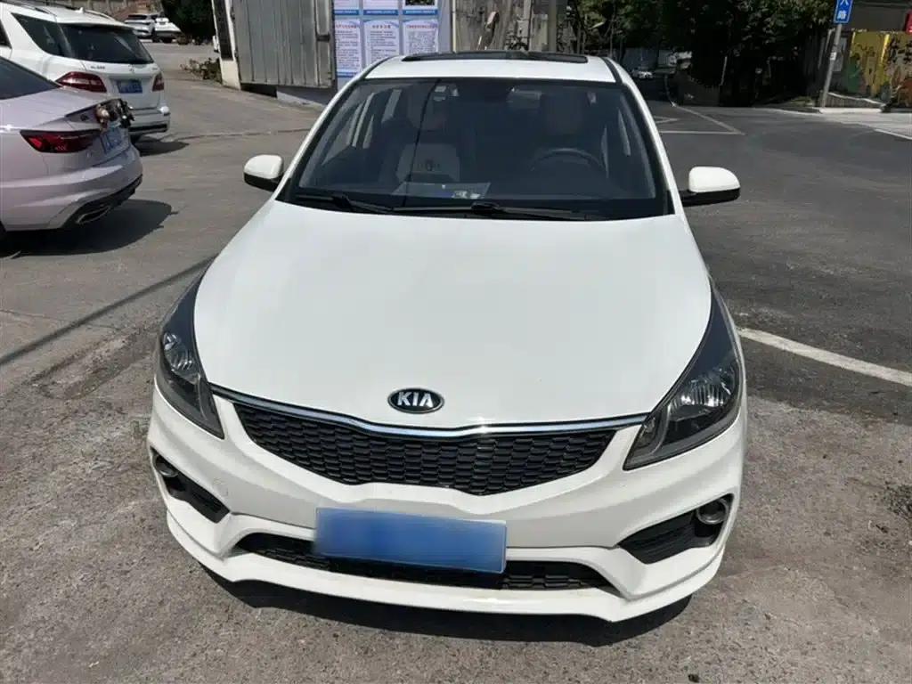Kia K2 2017 Sedan 1.4L AT GLS — миниатюра 22