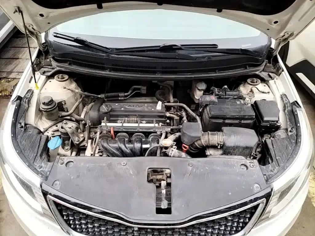 Kia K2 2015 Sedan 1.4L AT GLS — миниатюра 20