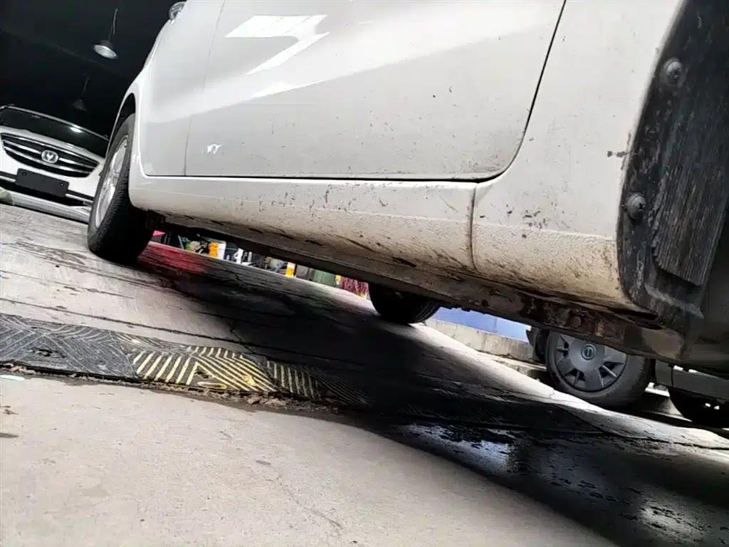 Kia K2 2015 Sedan 1.4L AT GLS — миниатюра 21