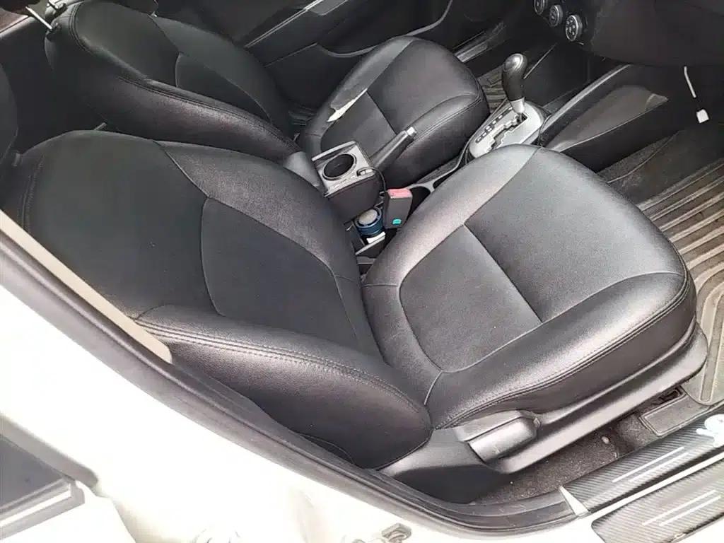 Kia K2 2015 Sedan 1.4L AT GLS — миниатюра 25