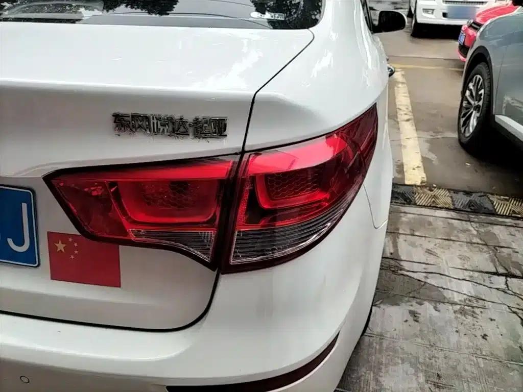 Kia K2 2015 Sedan 1.4L AT GLS — миниатюра 8