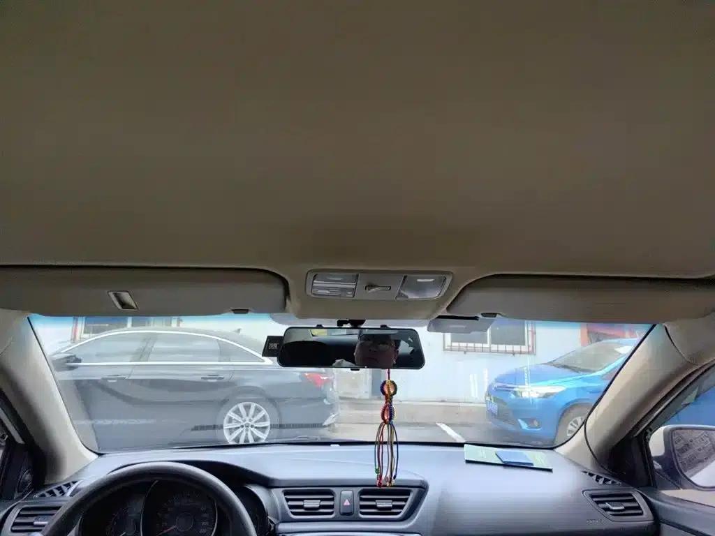 Kia K2 2015 Sedan 1.4L MT GLS — миниатюра 15