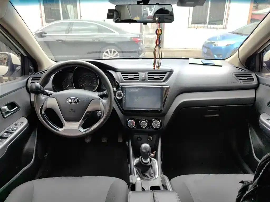 Kia K2 2015 Sedan 1.4L MT GLS — миниатюра 6