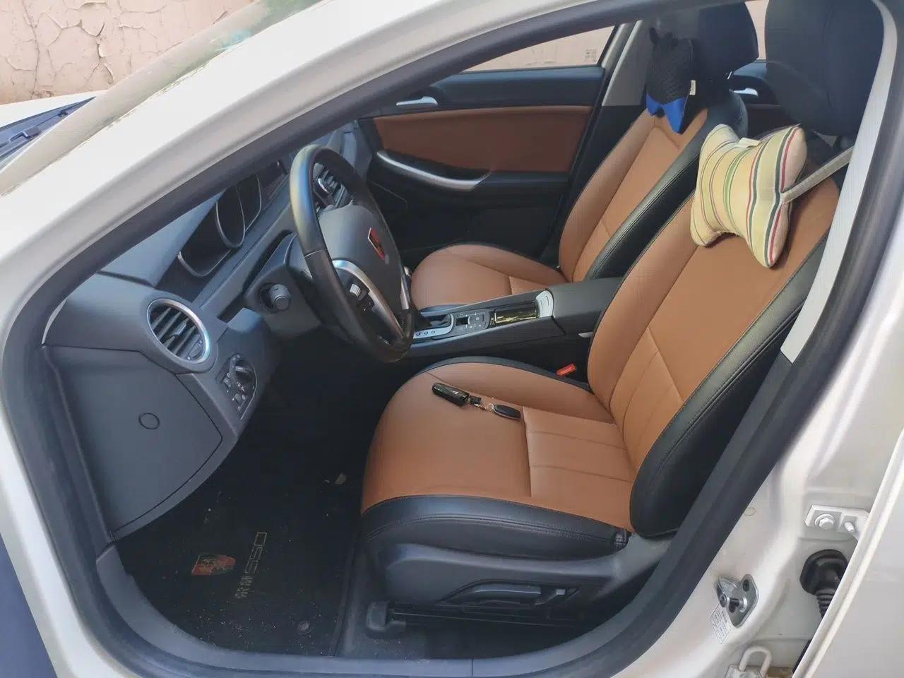 Roewe e550 2016 Deluxe Edition — миниатюра 16
