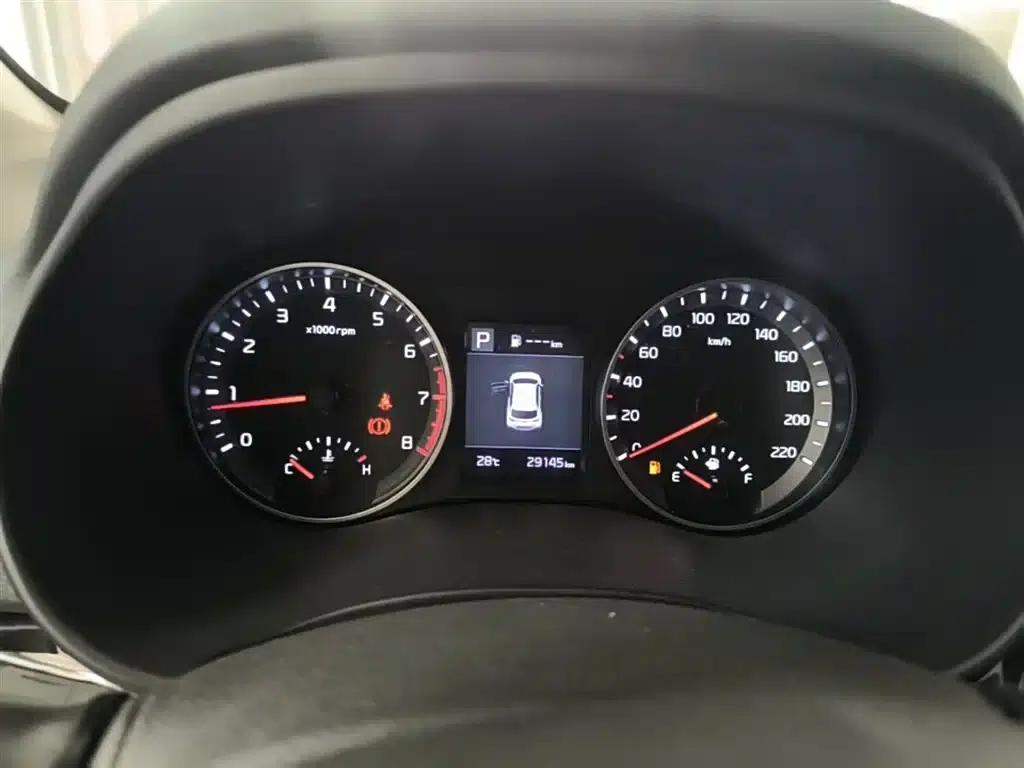 Kia K3 2021 1.4L CVT Sunroof Model — миниатюра 12