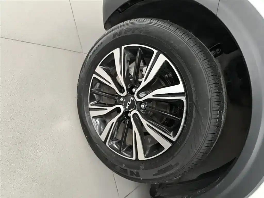 Kia K3 2021 1.4L CVT Sunroof Model — миниатюра 23