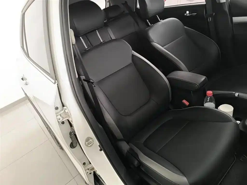 Kia K3 2021 1.4L CVT Sunroof Model — миниатюра 25
