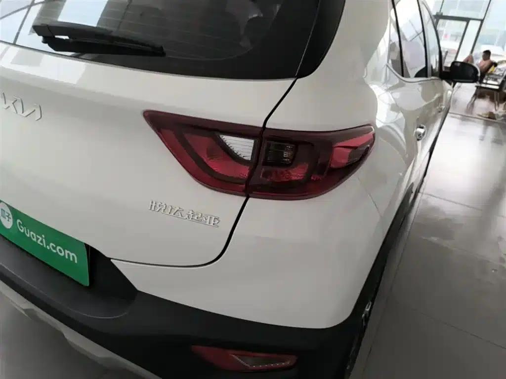 Kia K3 2021 1.4L CVT Sunroof Model — миниатюра 8