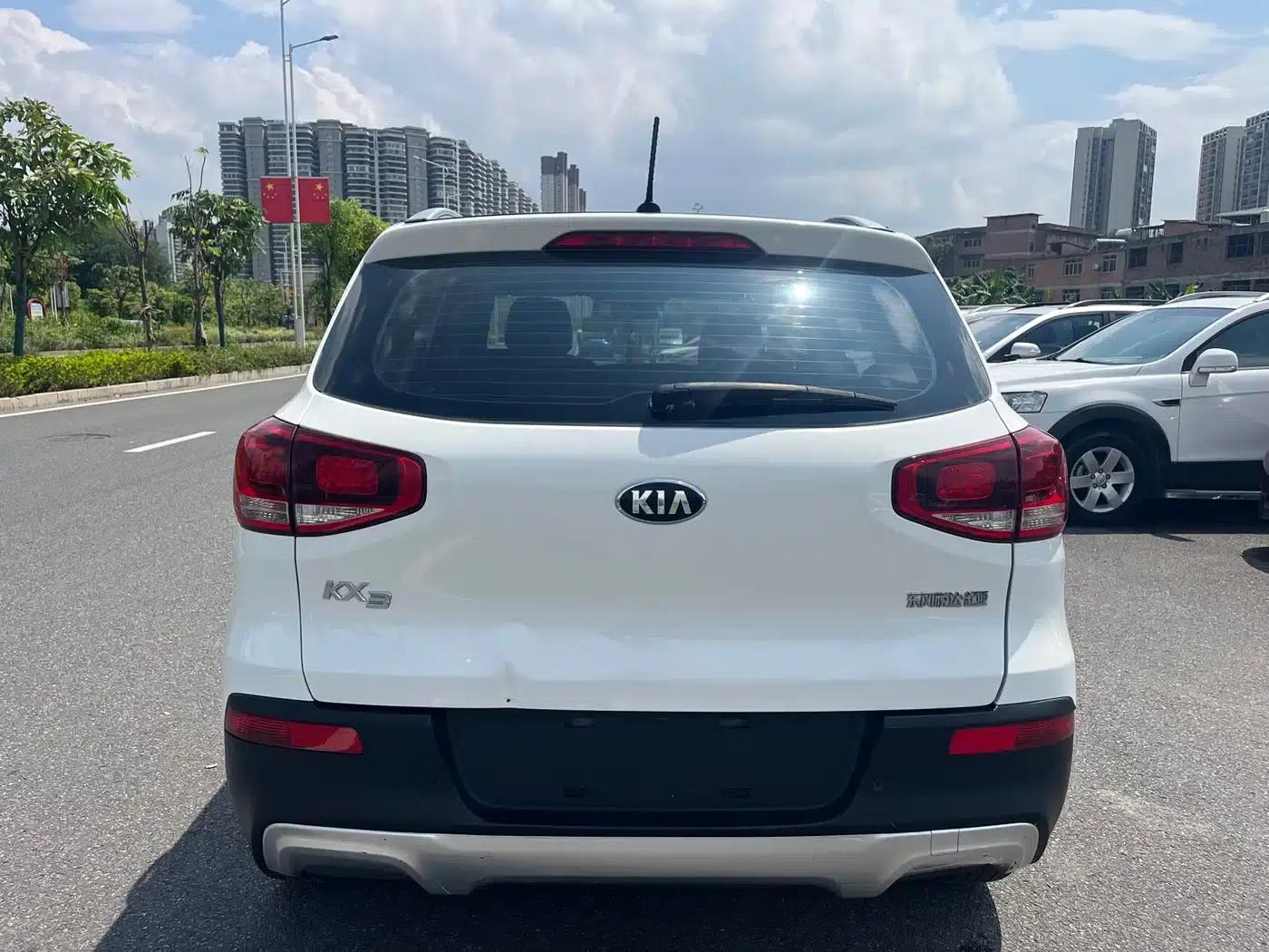 KX3 Sportage 2015 1.6L Automatic 2WD DLX — миниатюра 4