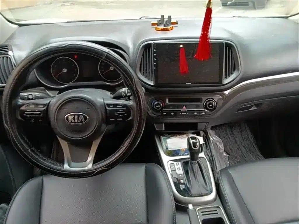 KX3 Sportage 2015 2.0L Automatic 2WD DLX — миниатюра 13