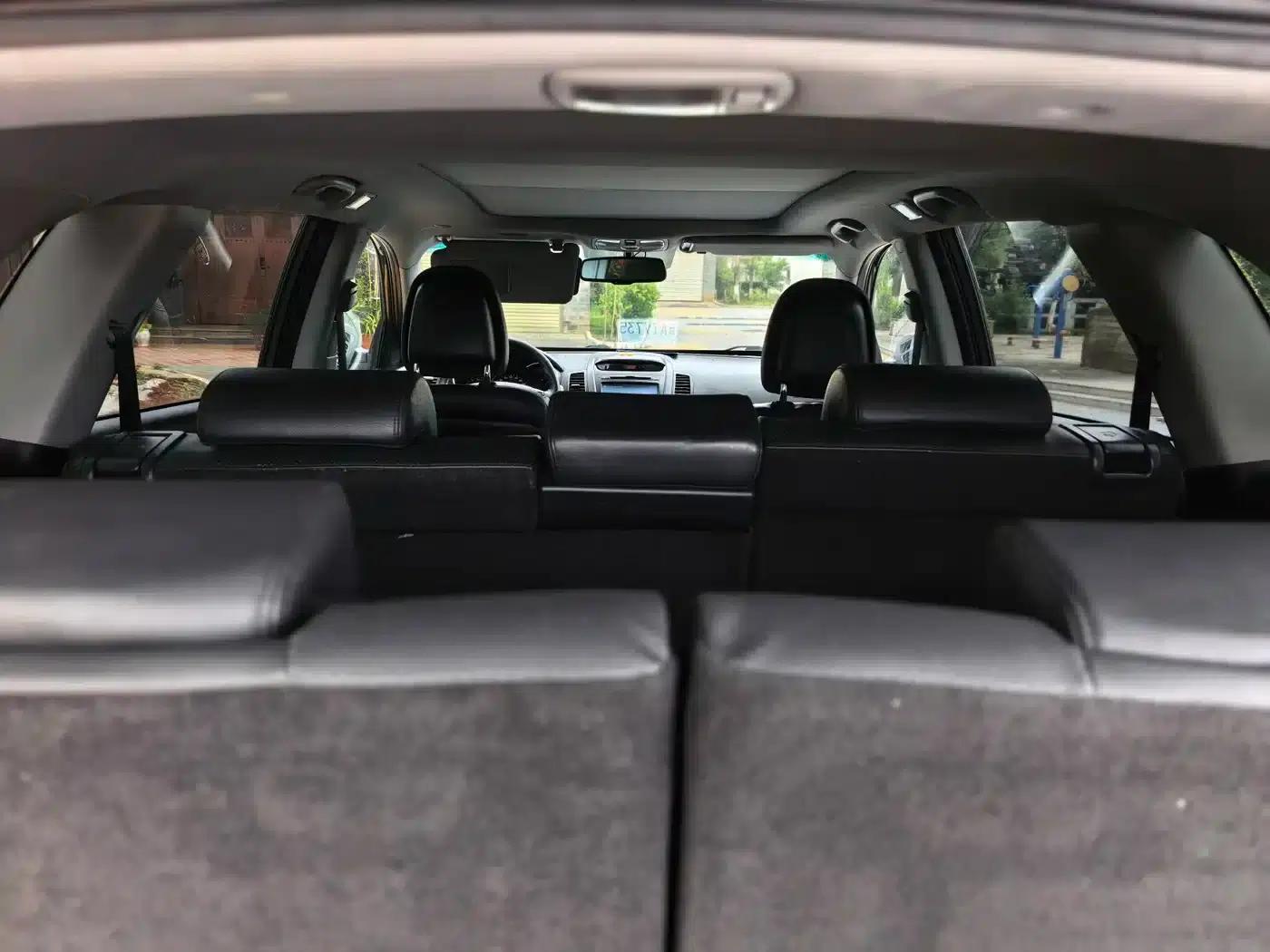 2013 Sorento 2.2T 7-seater Diesel Luxury Edition — миниатюра 4