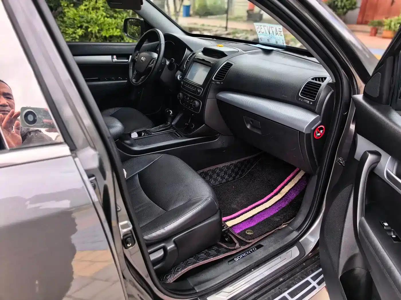 2013 Sorento 2.2T 7-seater Diesel Luxury Edition — миниатюра 8