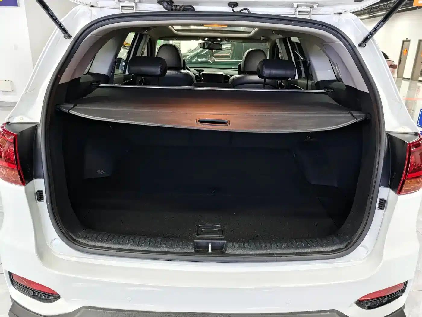 2018 Sorento L 2.0T Diesel 2WD Luxury Edition 5-Seater — миниатюра 12