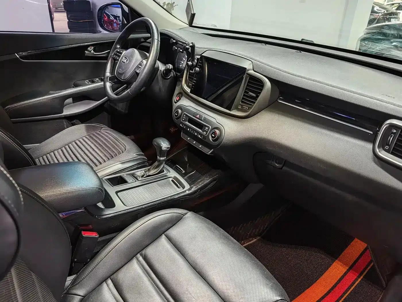 2018 Sorento L 2.0T Diesel 2WD Luxury Edition 5-Seater — миниатюра 10