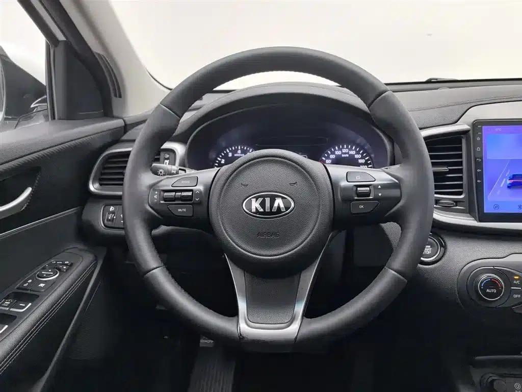 2016 Sorento L 2.4L Gasoline 4WD Custom Edition 7-Seater (China V Emission Standard) — миниатюра 11
