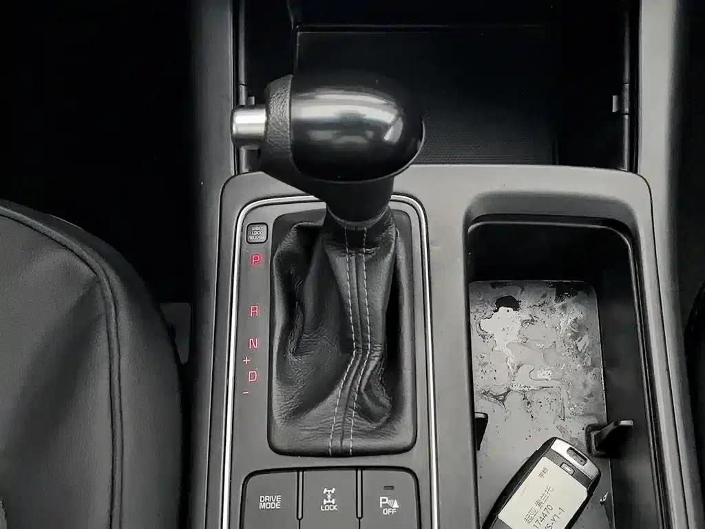 2016 Sorento L 2.4L Gasoline 4WD Custom Edition 7-Seater (China V Emission Standard) — миниатюра 13