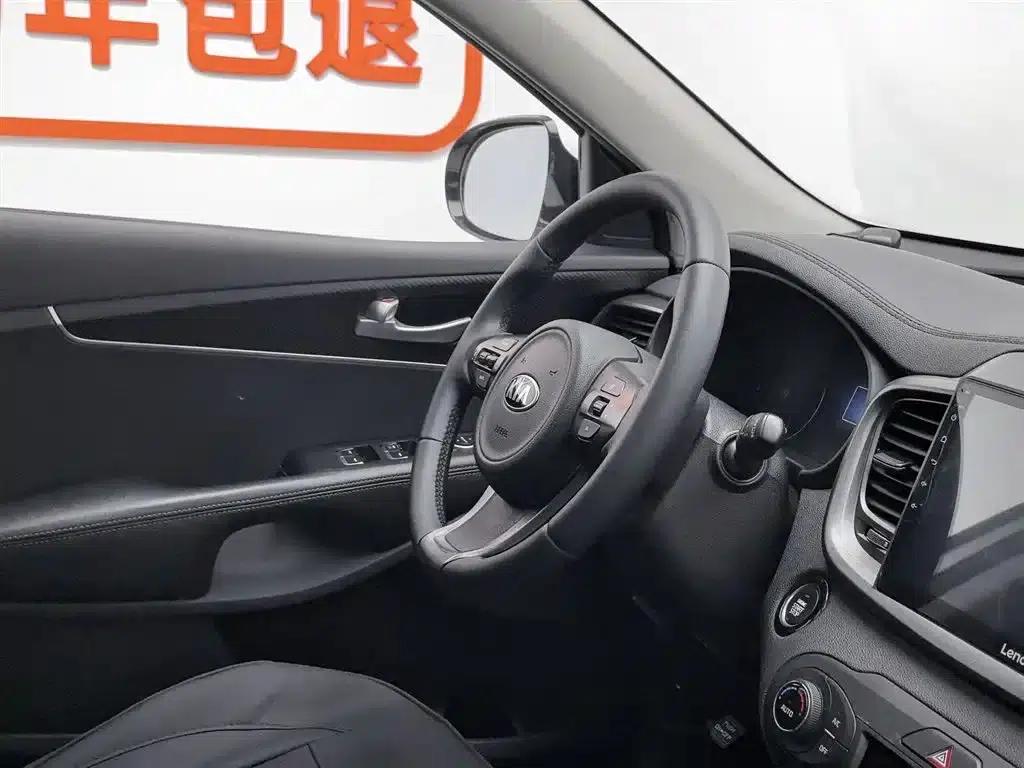 2016 Sorento L 2.4L Gasoline 4WD Custom Edition 7-Seater (China V Emission Standard) — миниатюра 22