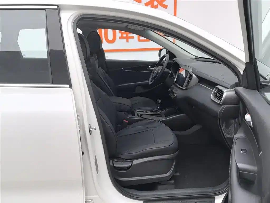 2016 Sorento L 2.4L Gasoline 4WD Custom Edition 7-Seater (China V Emission Standard) — миниатюра 23