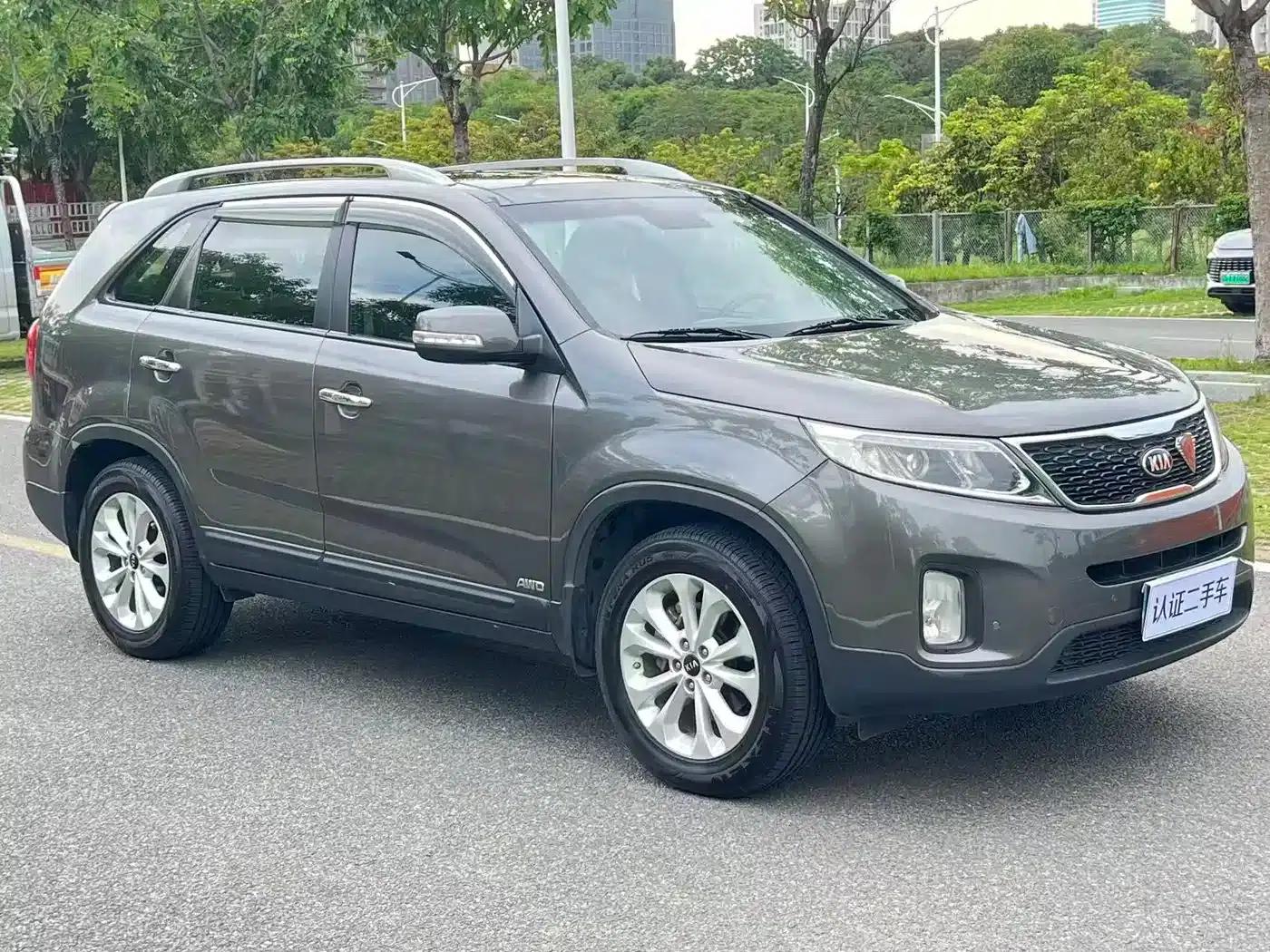2012 Sorento 2.4L Petrol Luxury Edition — миниатюра 3