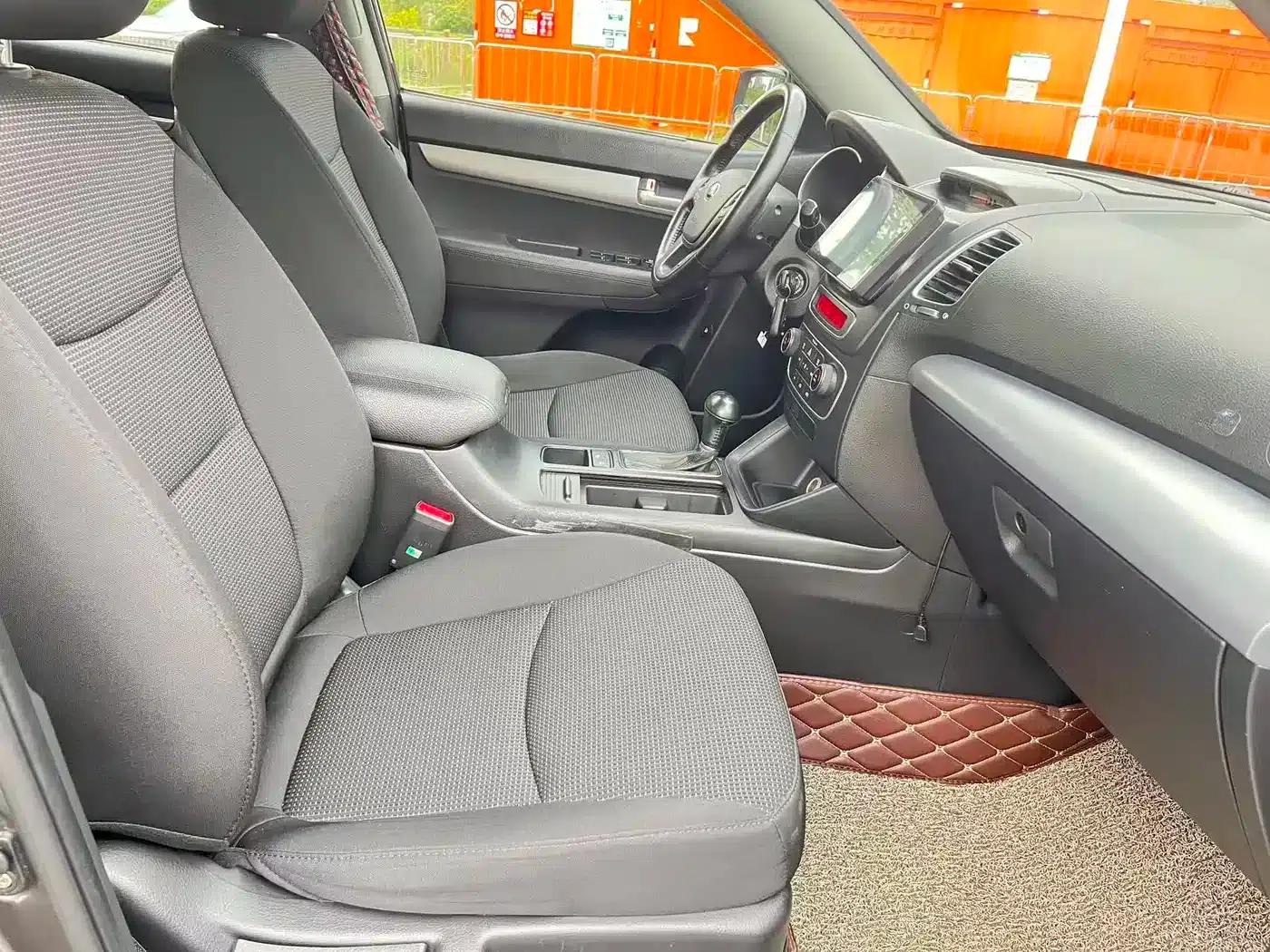 2012 Sorento 2.4L Petrol Luxury Edition — миниатюра 28