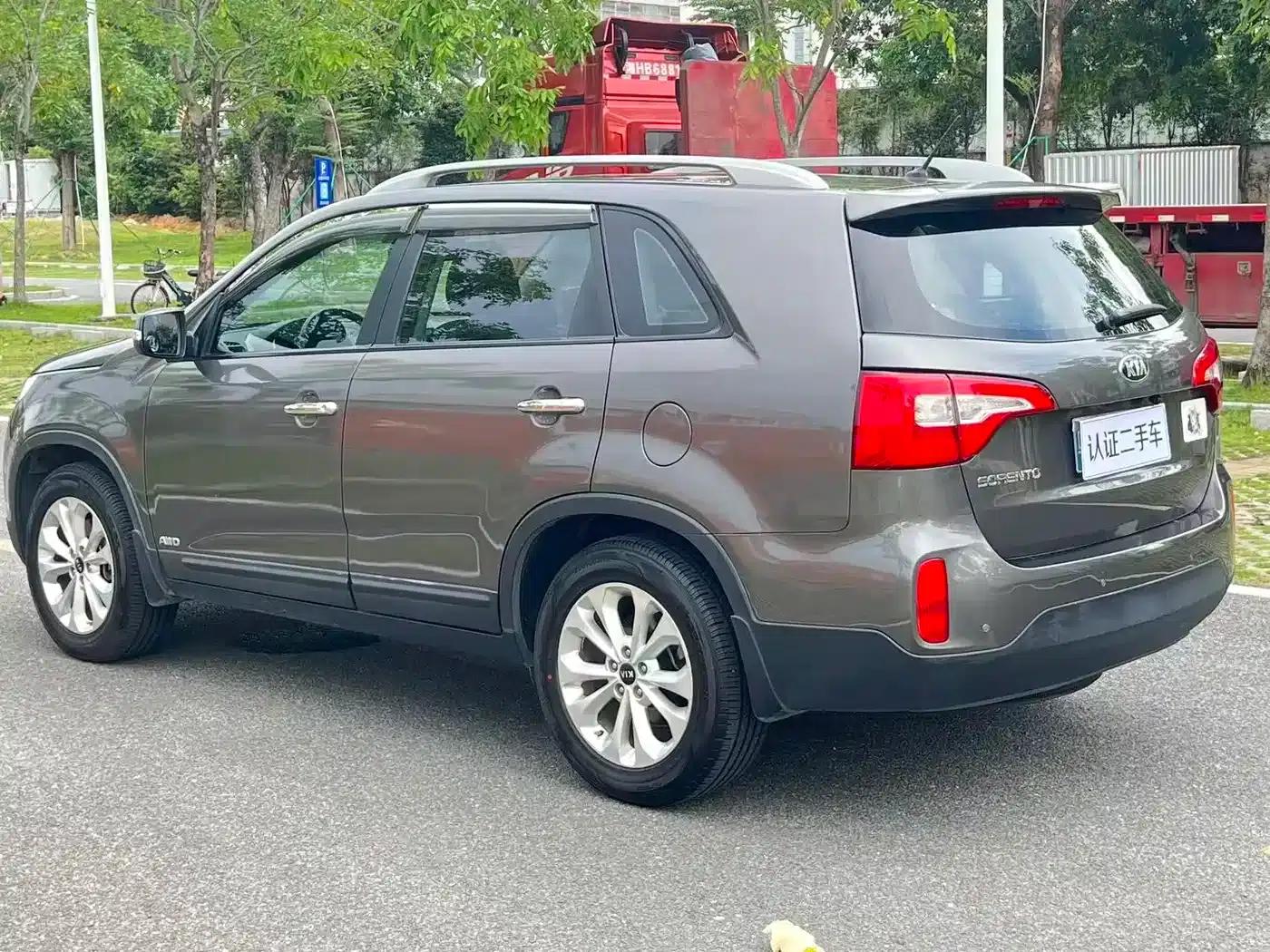 2012 Sorento 2.4L Petrol Luxury Edition — миниатюра 35