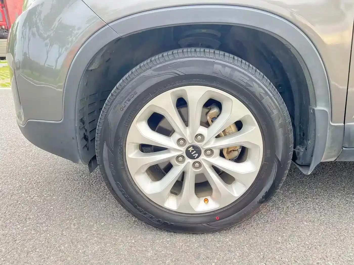 2012 Sorento 2.4L Petrol Luxury Edition — миниатюра 6