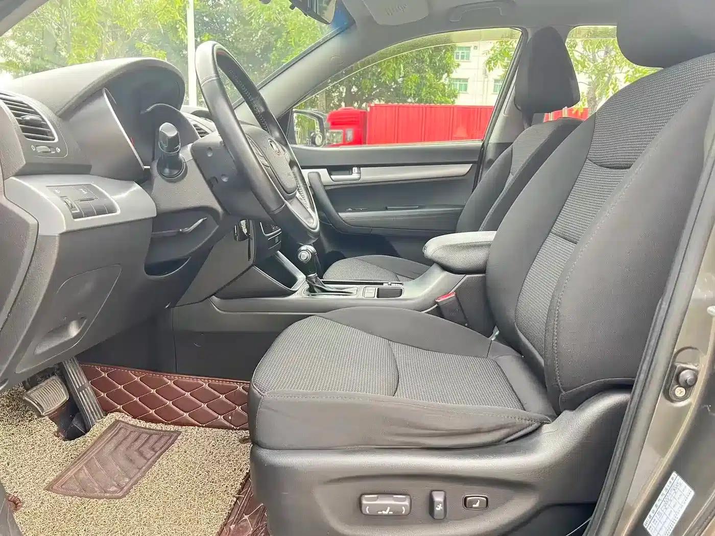 2012 Sorento 2.4L Petrol Luxury Edition — миниатюра 10