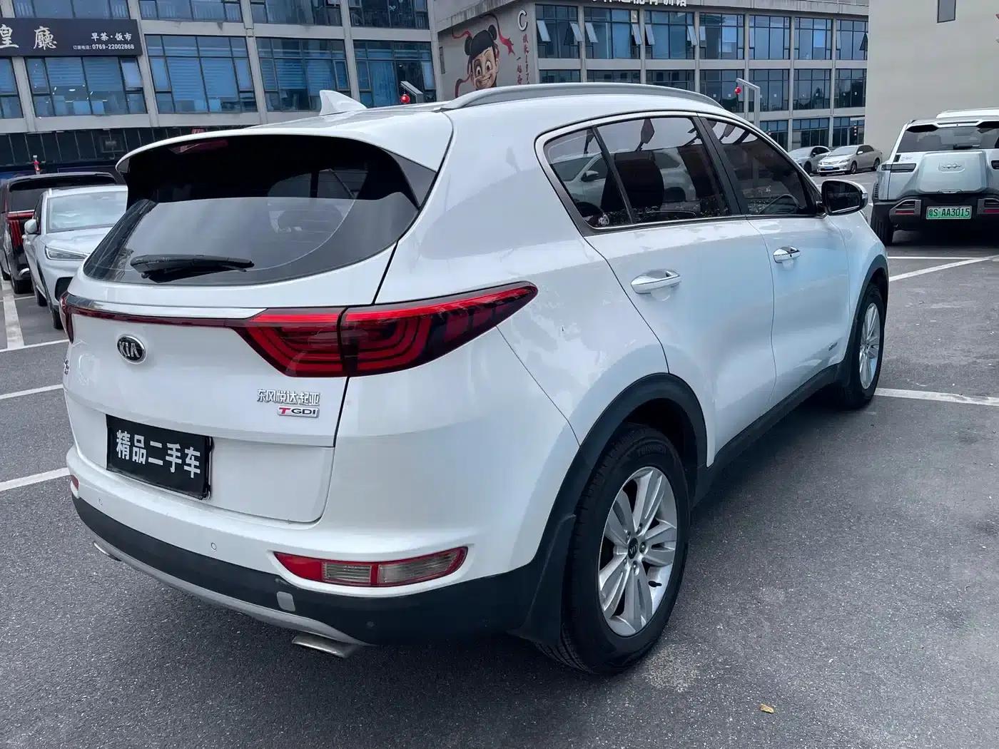 Kia KX5 2016 1.6T Automatic 2WD DLX — миниатюра 6
