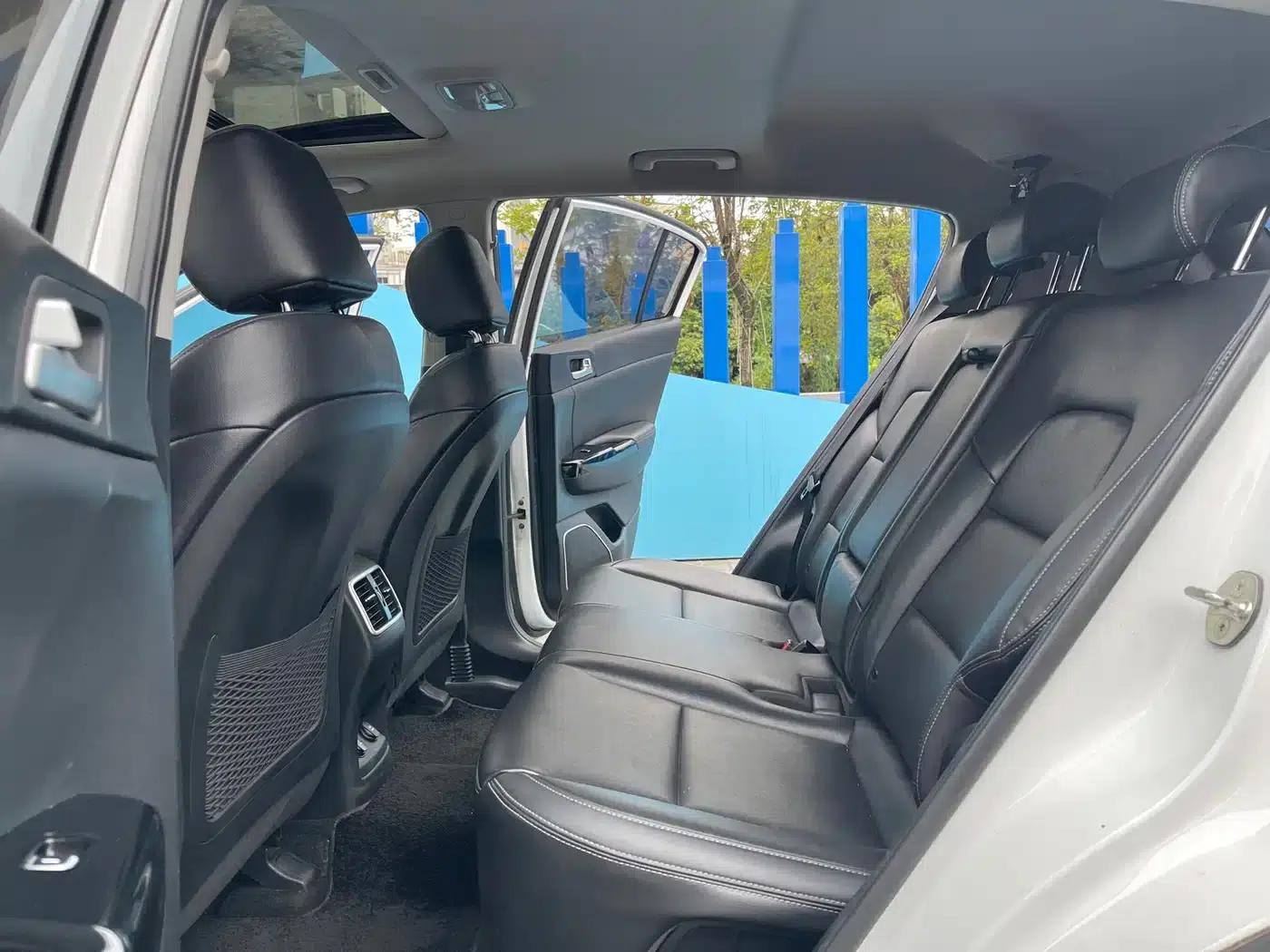 Kia KX5 2016 1.6T Automatic 2WD DLX — миниатюра 9