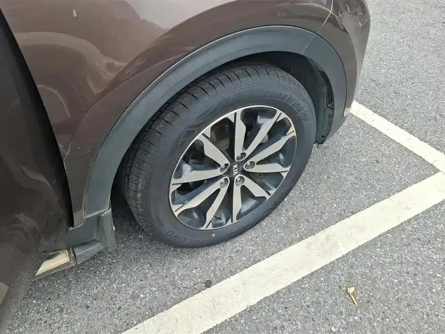 Kia KX5 2016 1.6T Automatic 2WD DLX — миниатюра 6