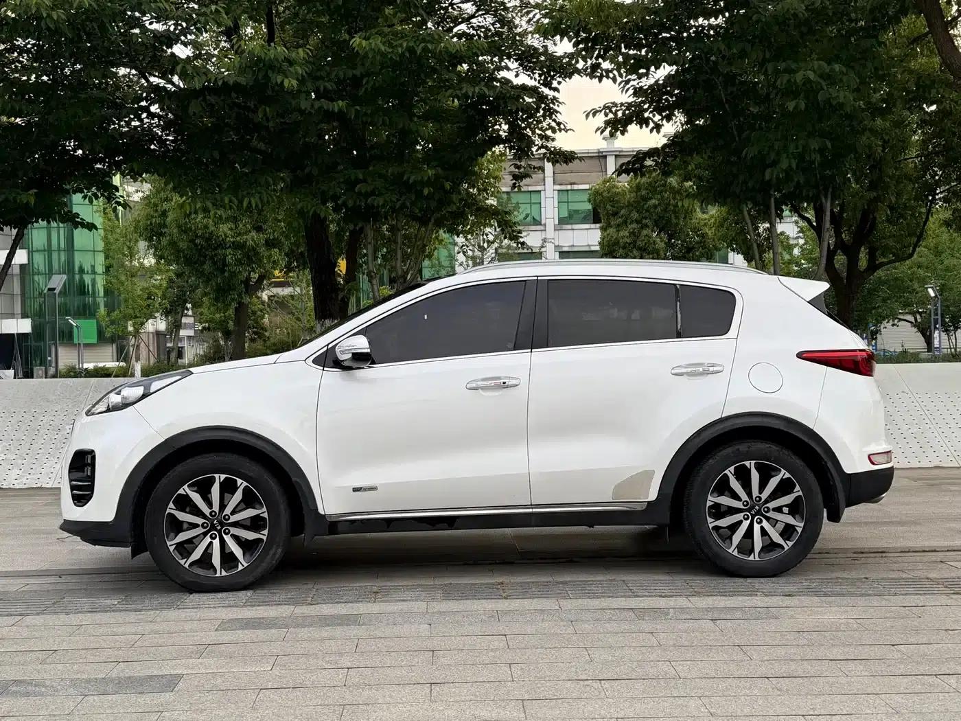 Kia KX5 2016 2.0L Automatic 2WD Premium — миниатюра 3