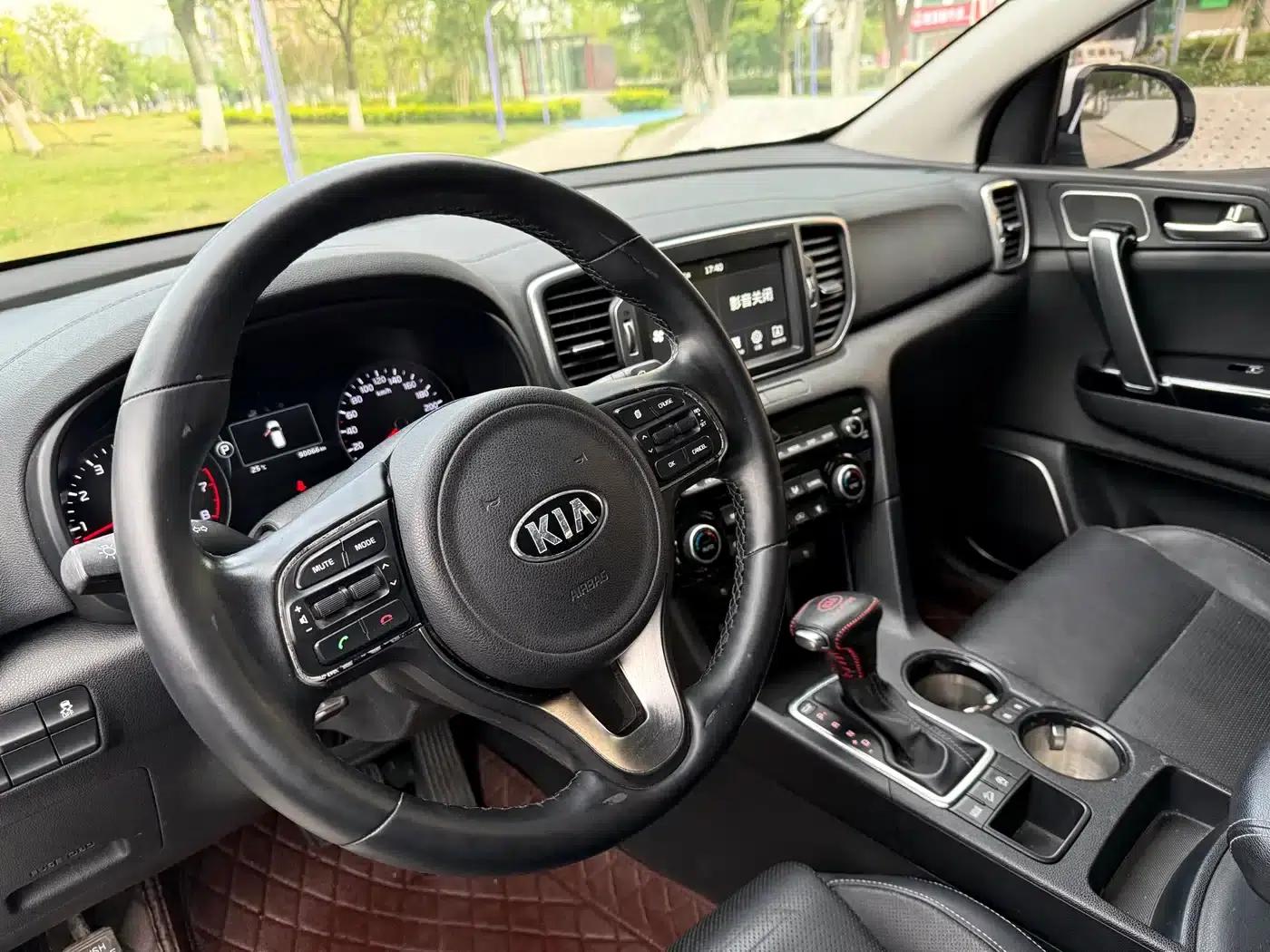 Kia KX5 2016 2.0L Automatic 2WD Premium — миниатюра 9