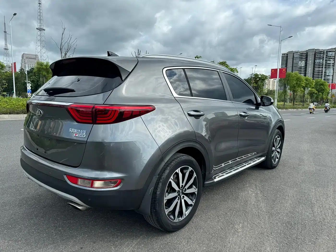 Kia KX5 2016 1.6T Automatic 2WD DLX — миниатюра 8