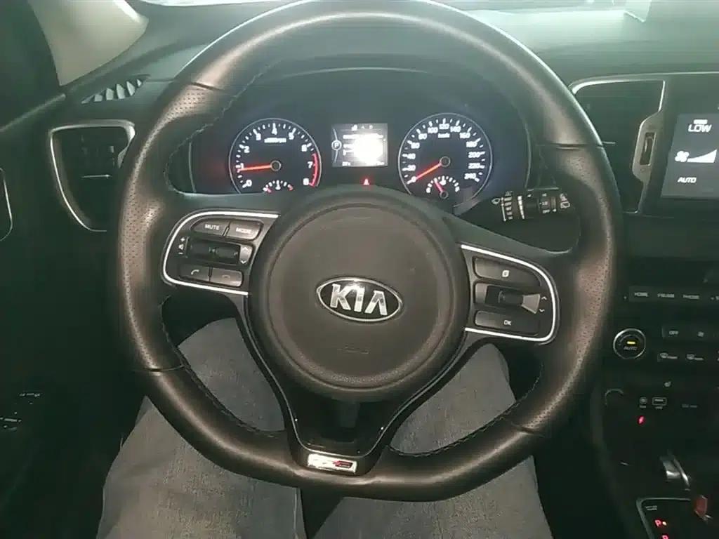 Kia KX5 2016 1.6T Automatic 2WD DLX — миниатюра 11