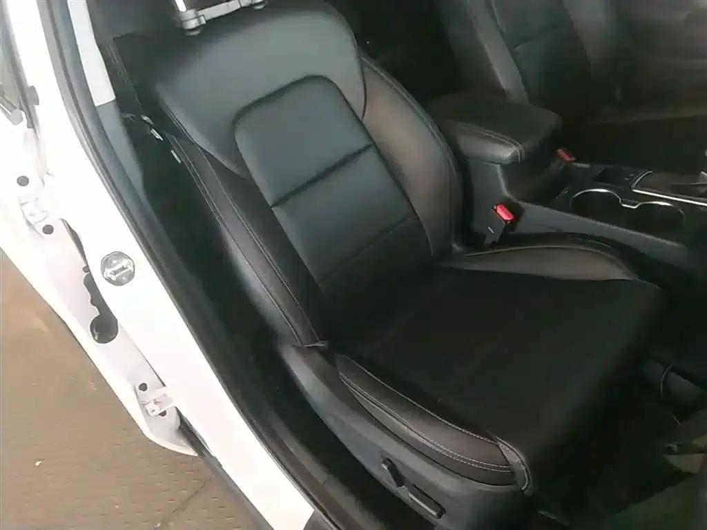 Kia KX5 2016 1.6T Automatic 2WD DLX — миниатюра 25