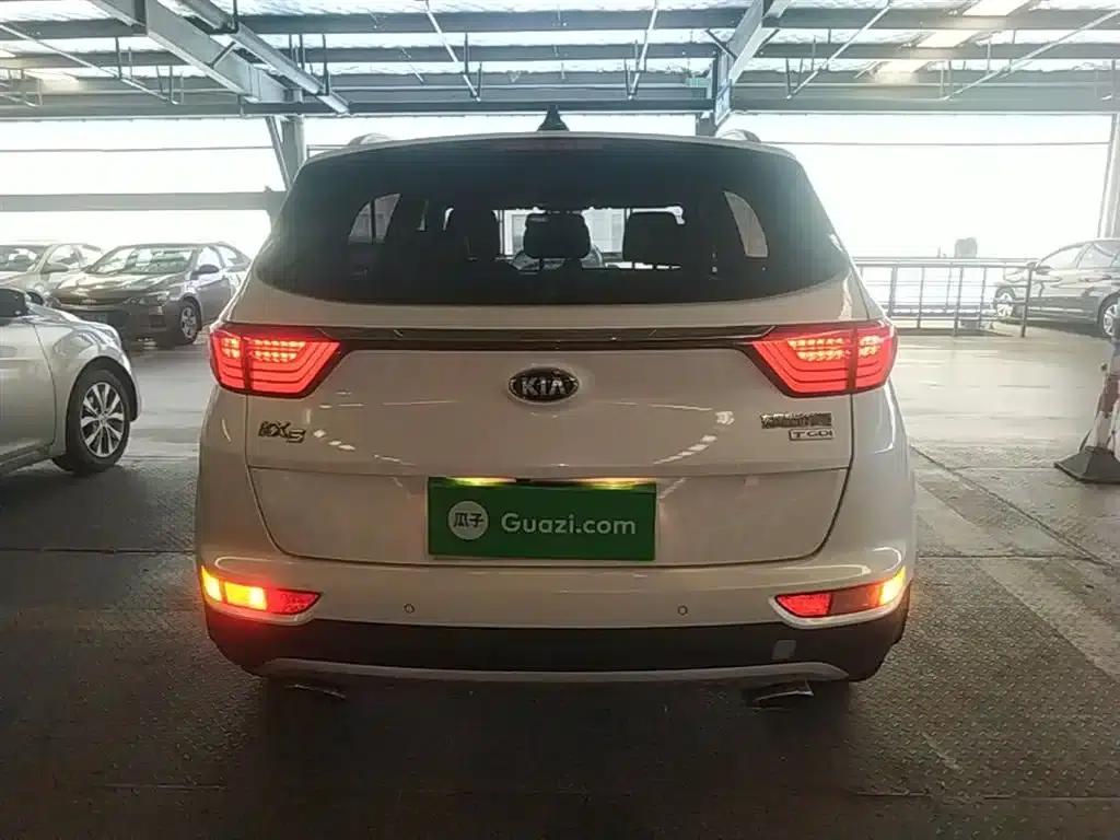 Kia KX5 2016 1.6T Automatic 2WD DLX — миниатюра 6