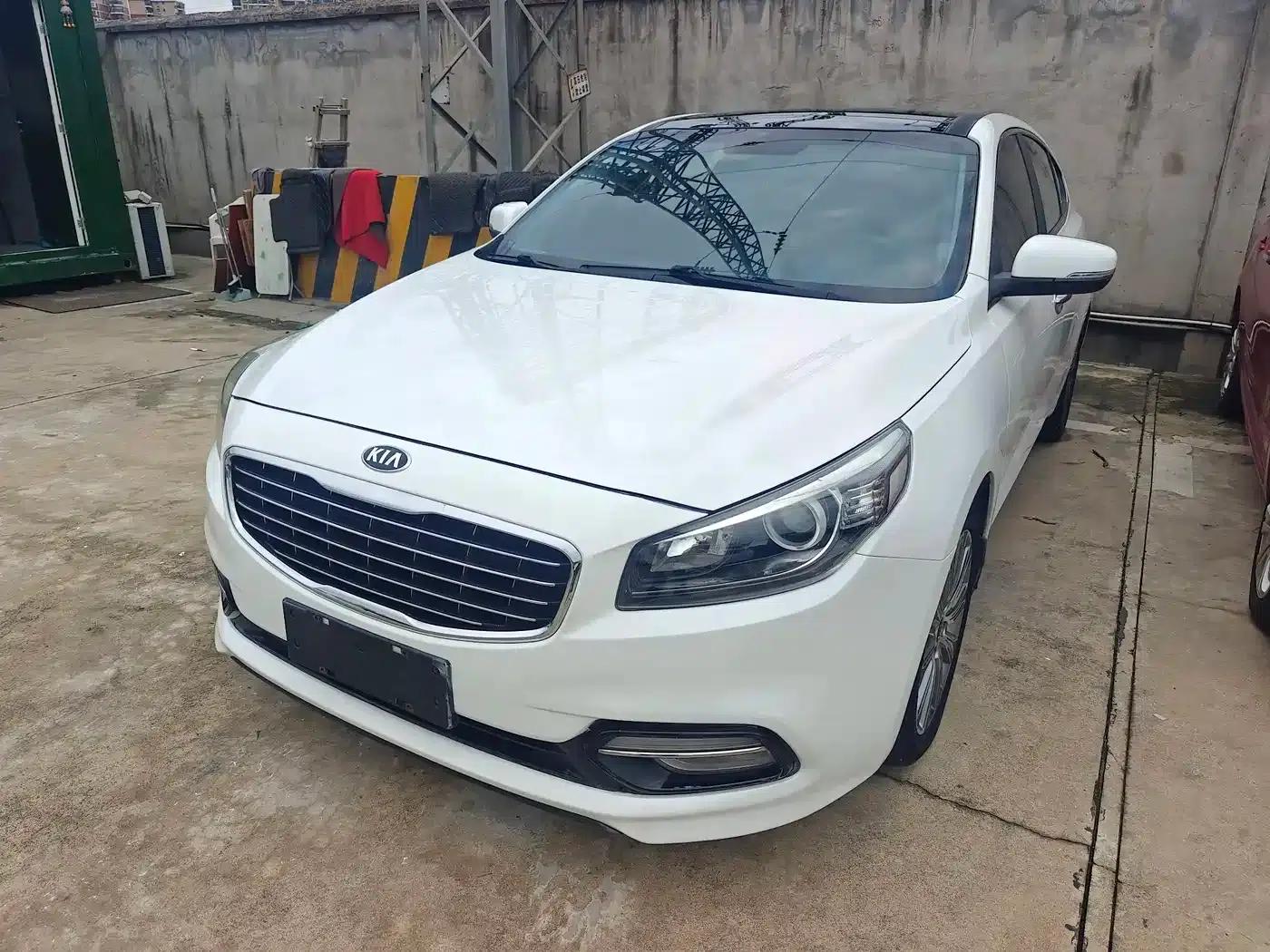 Kia K4 2015 1.8L Automatic DLX Special — миниатюра 1