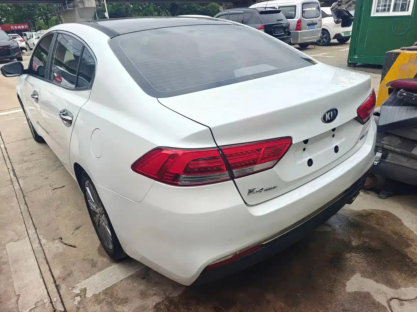 Kia K4 2015 1.8L Automatic DLX Special — миниатюра 4