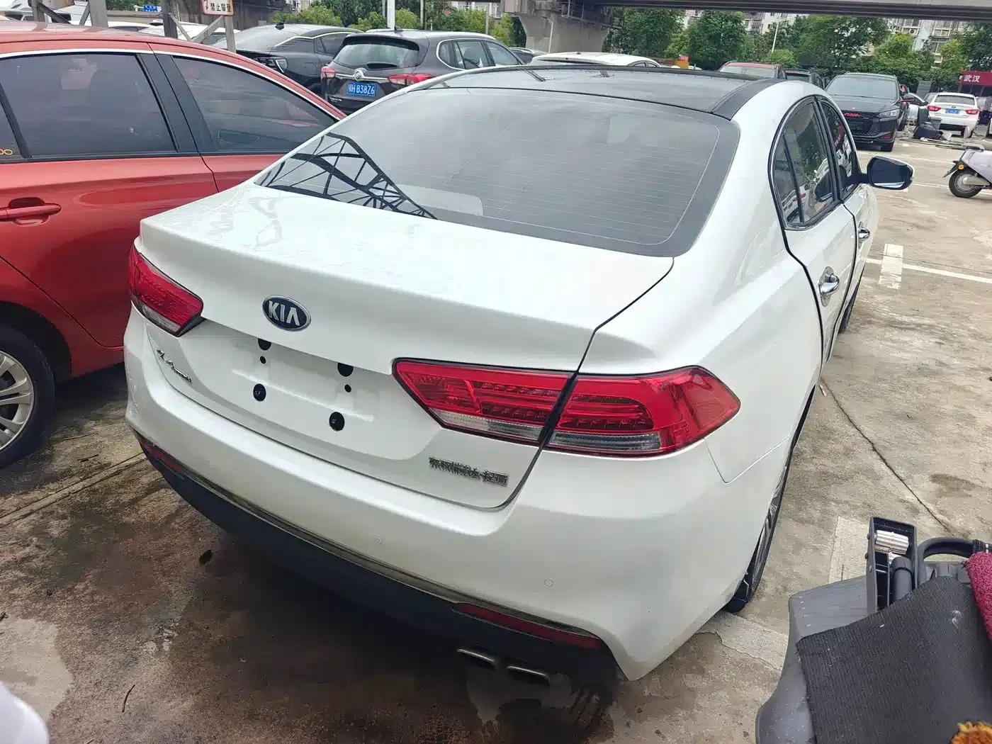Kia K4 2015 1.8L Automatic DLX Special — миниатюра 5