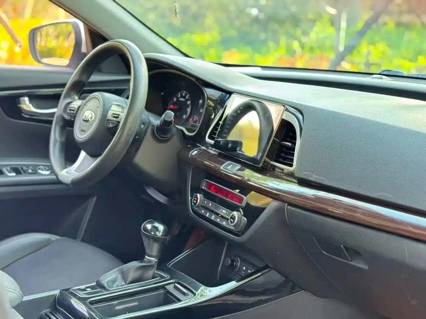 Kia K4 2017 1.8L Automatic GLS Special — миниатюра 15