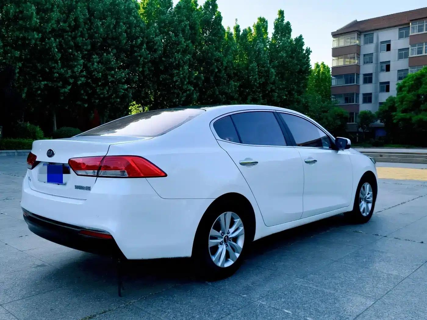 Kia K4 2014 1.8L Automatic GLS — миниатюра 16