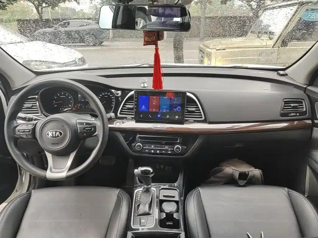 Kia K4 2014 1.8L Automatic GLS — миниатюра 10