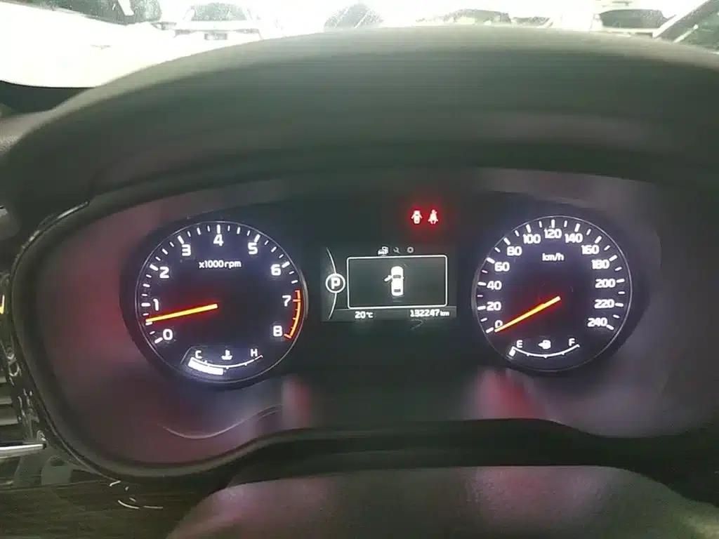 Kia K4 2015 1.8L Automatic DLX Special — миниатюра 12
