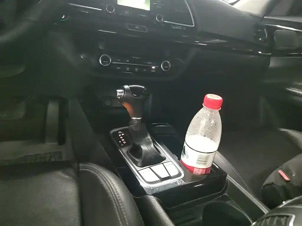 Kia K4 2015 1.8L Automatic DLX Special — миниатюра 14