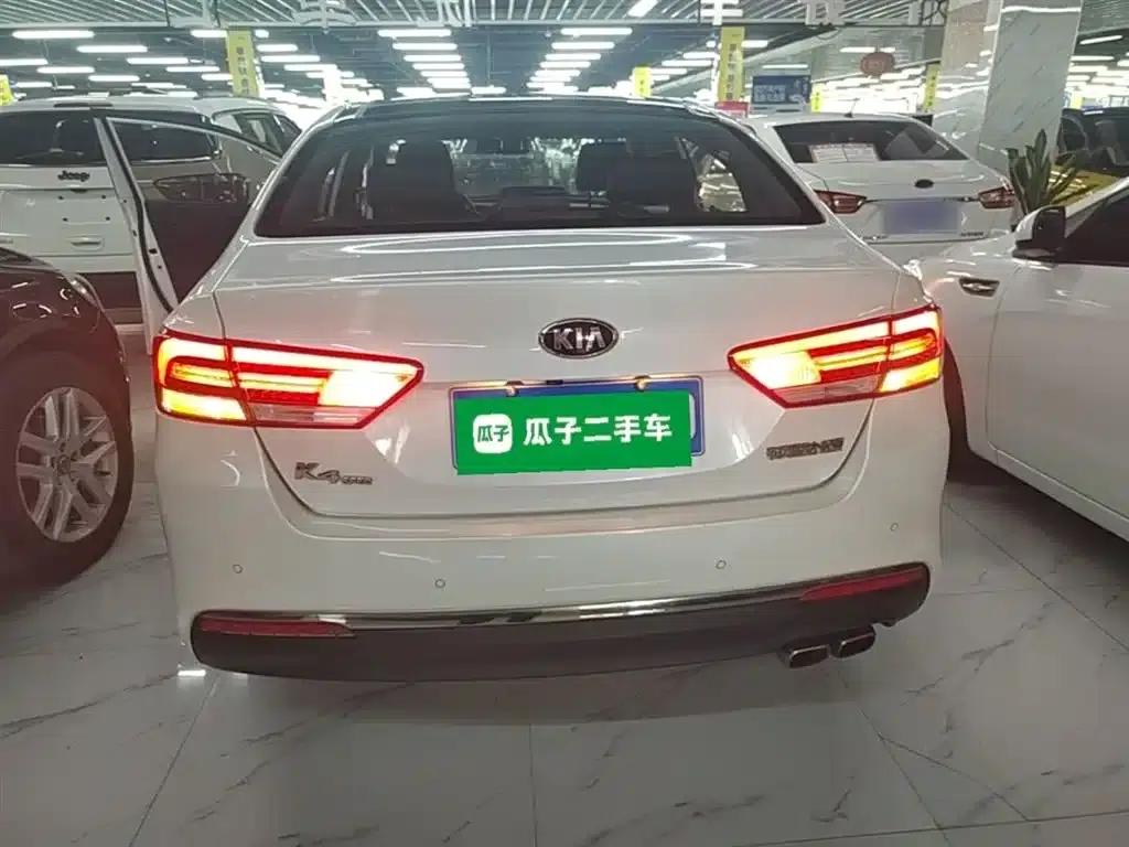 Kia K4 2015 1.8L Automatic DLX Special — миниатюра 6